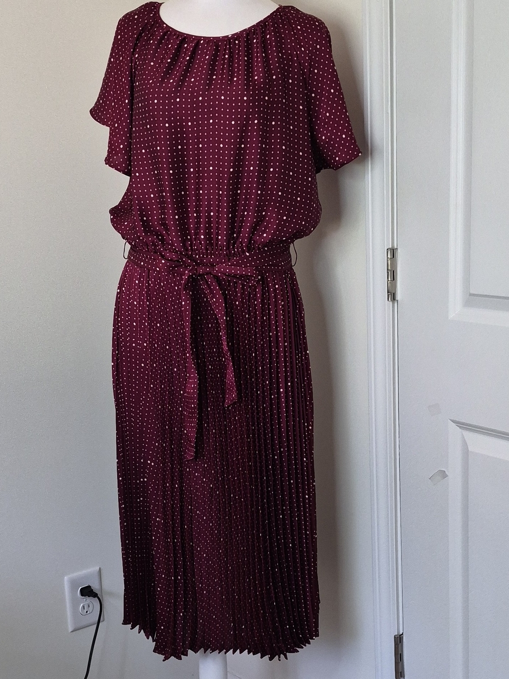 Pleated Burgundy Polka Dot Midi Dress with Self-Tie Waist Size L